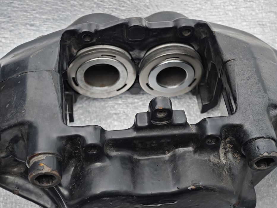 Комплект передніх гальм W140