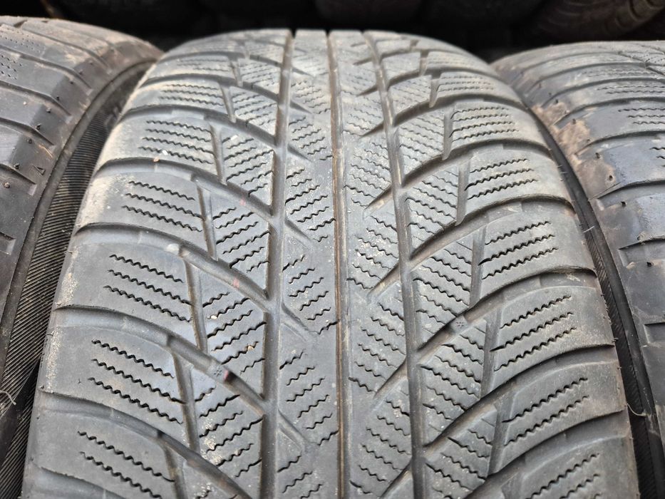 Bridgestone Blizzak LM001 225/50r17 94H 2021r N3951