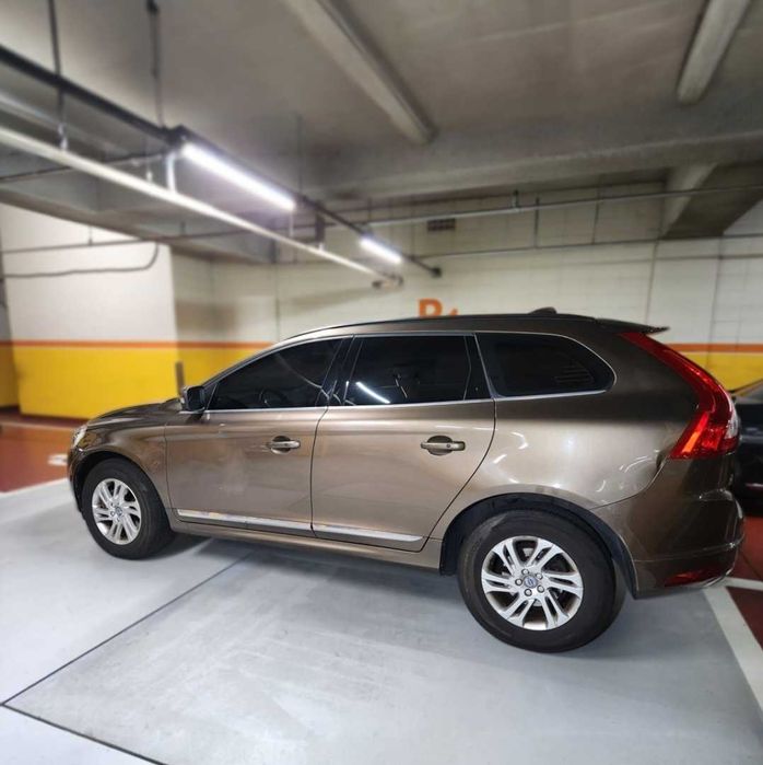 Volvo XC60 2016 2.0 Дизель