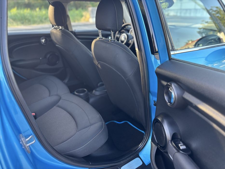 Mini cooper D 1.5 de 120cv