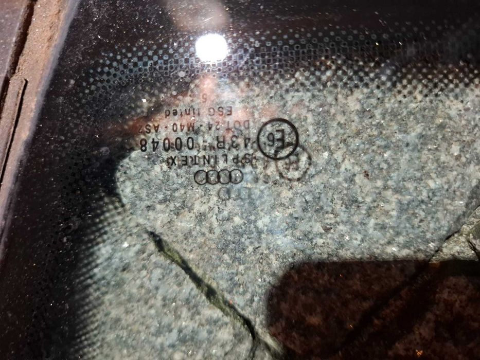 Vidros laterais mala Audi A4 B5 8D carrinha originais como novos