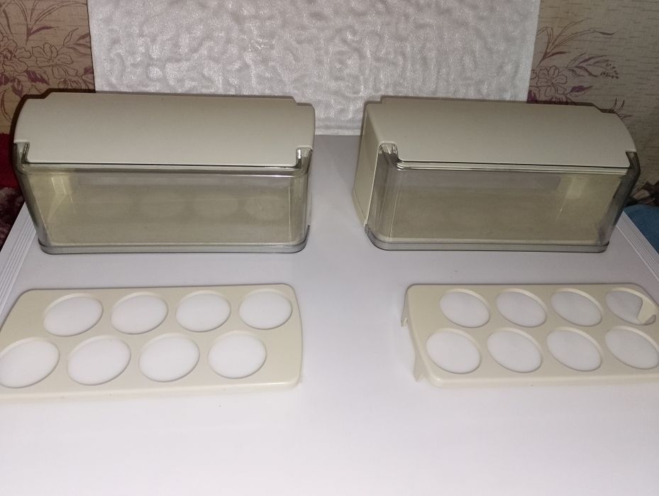 Полички холодильника Атлант на яйцят