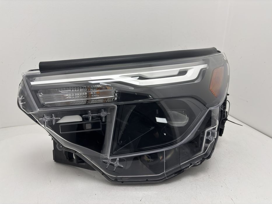 Фара ліва Subaru Forester 2025-2026 USA