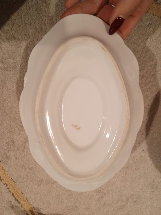 Sprzedam porcelanowa sosjerke
