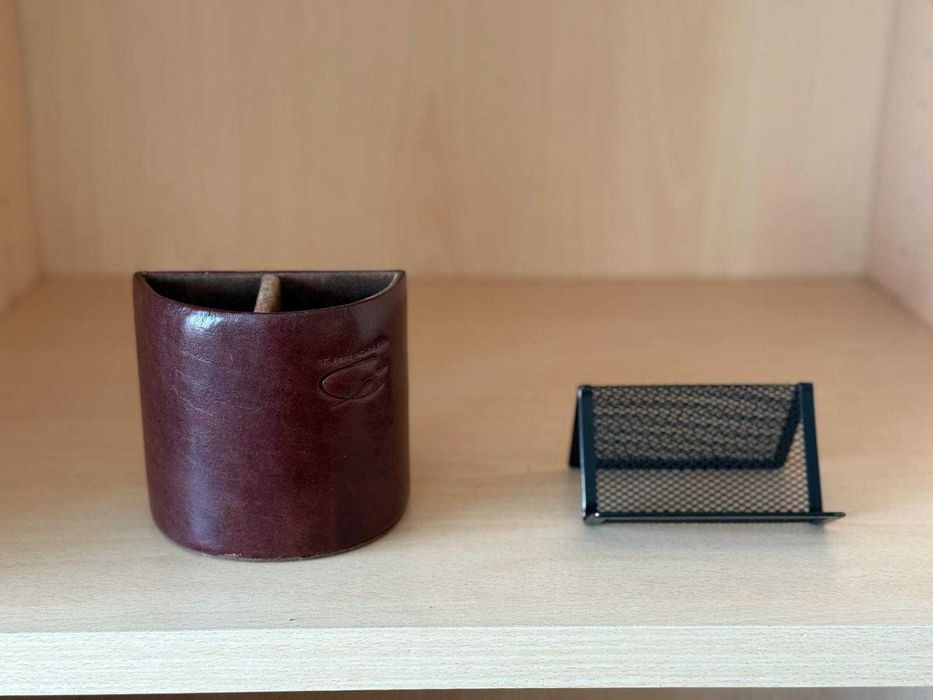 Conjunto de porta lápis+suporte para papéis