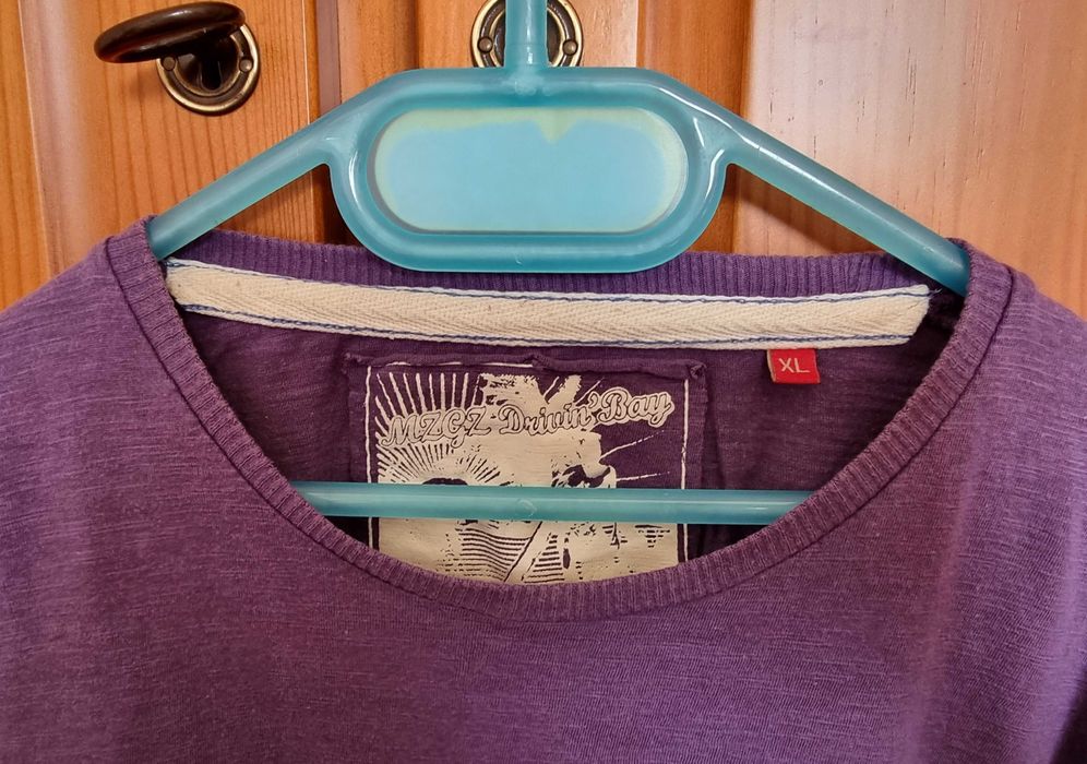T-shirt roxa MZGZ, tamanho XL