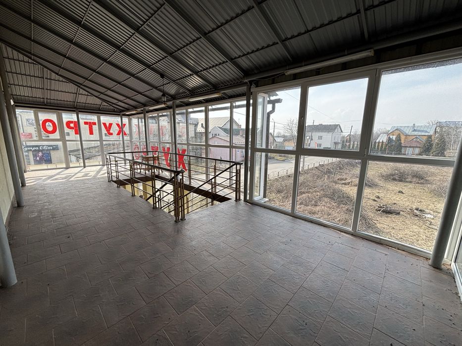 Продаж комерційного приміщення 300 м². Тисмениця. Бізнес. Мед. Центр