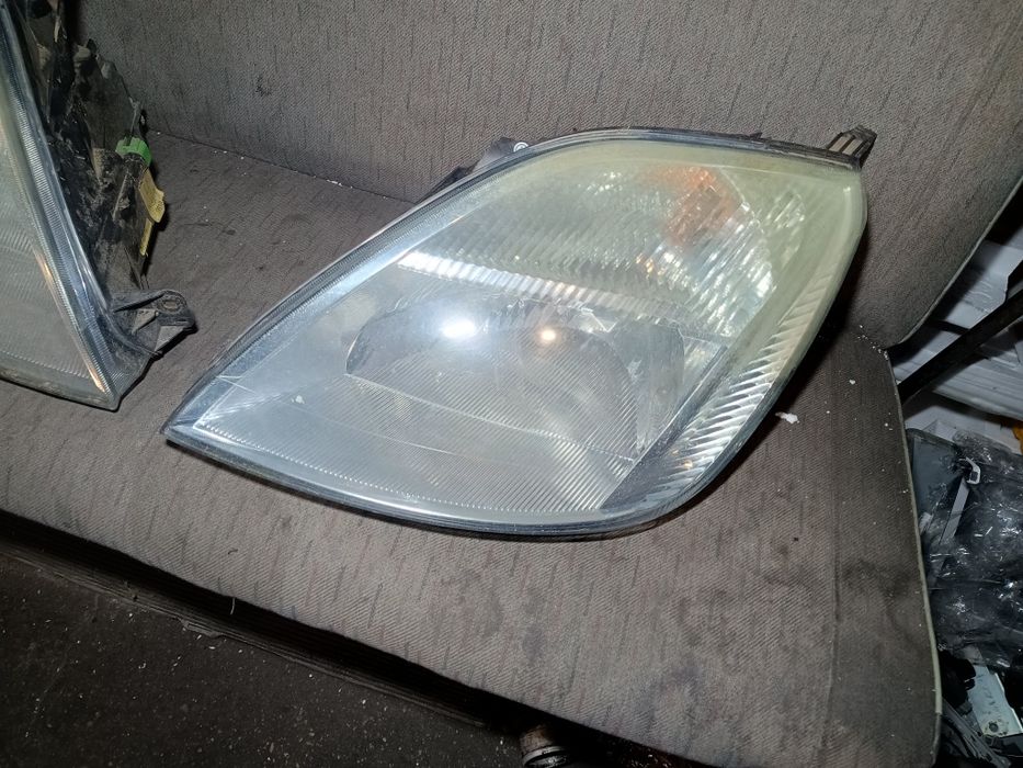 Lampa lampy przód lewa prawa Ford Fiesta MK5 02- oryginał komplet