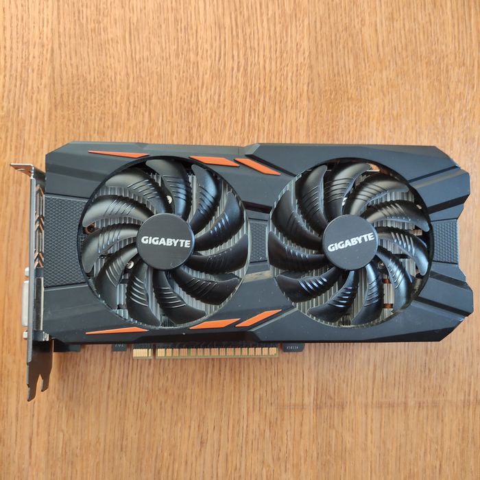 Комп'ютер офісний та для ігор + Монітор(i3-10100f,GTX1050,16GB RAM)