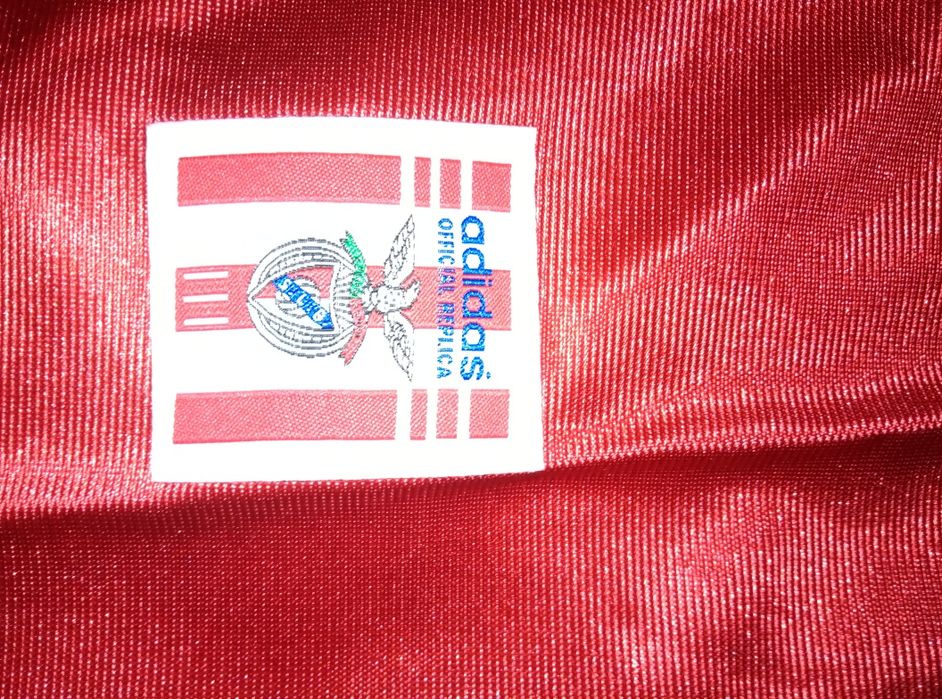 Camisola do Benfica nova época 97/98