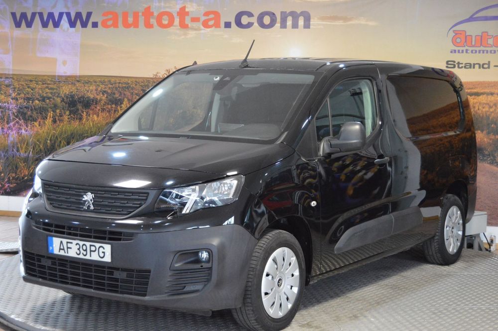Peugeot Partner 1.5 BlueHDi Asphalt Long