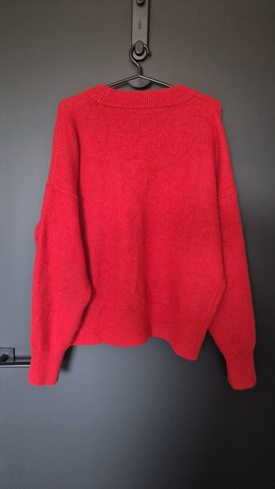 Ciepły czerwony sweter Reserved M dekolt V