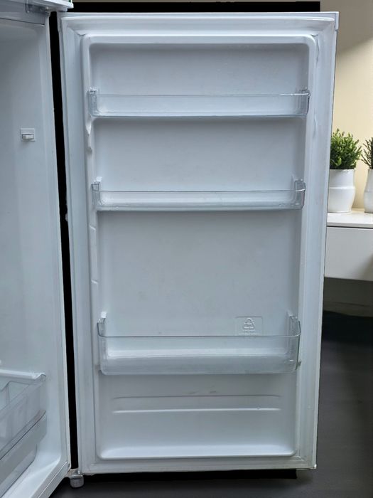 Холодильник Smart BRM210-W, двокамерний, 204л