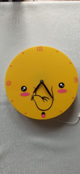 Zegar ścienny do pokoju dziecięcego