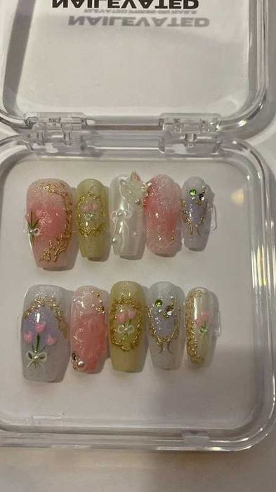 Unhas press on NOVAS!