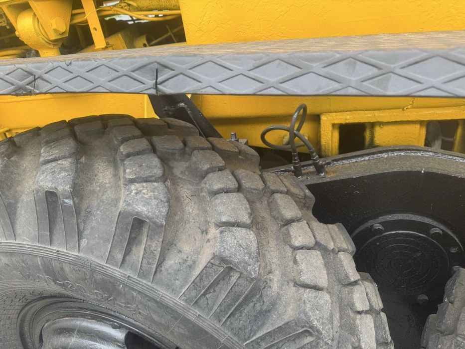 Автогрейдер ДЗ 143