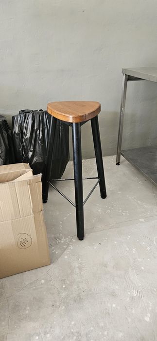 Барні стільці 7 шт