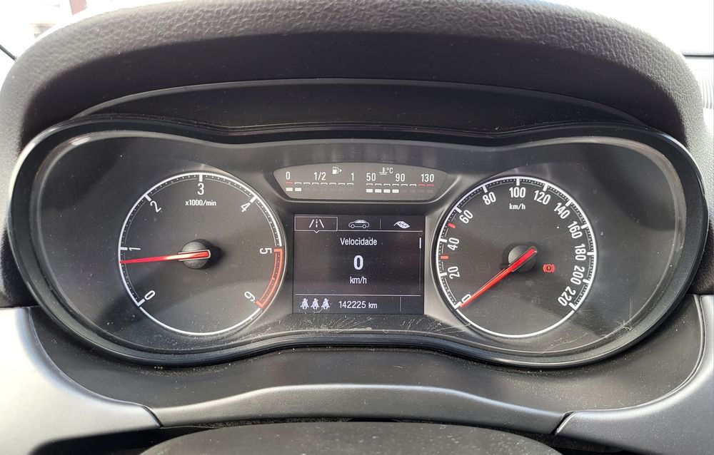 Opel Corsa E 1.3 cdti Edition 95cv 142mil km