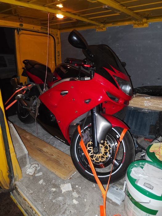 Kawasaki ninja zx6r