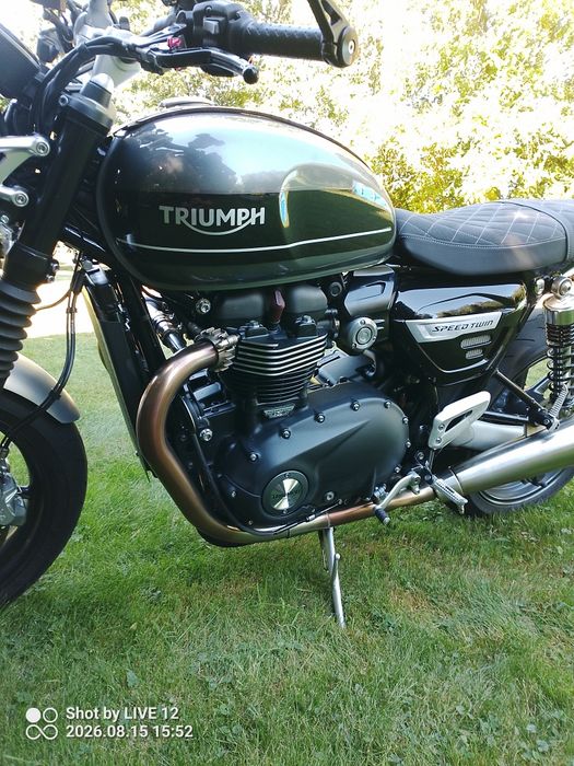 Triumph Speed Twin 1200