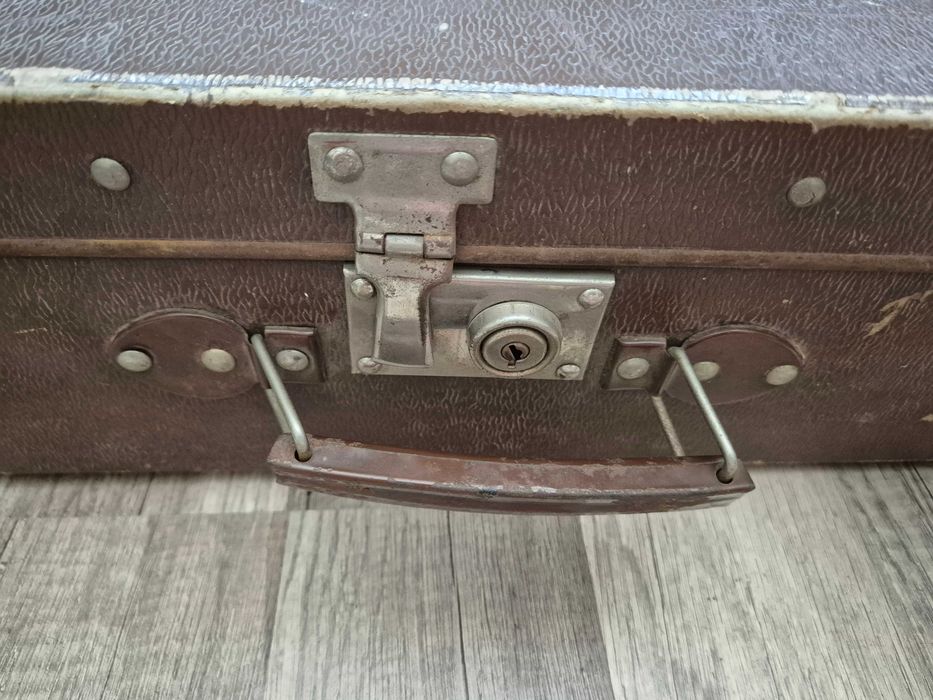 stara retro vintage walizka PRL 45x28x14