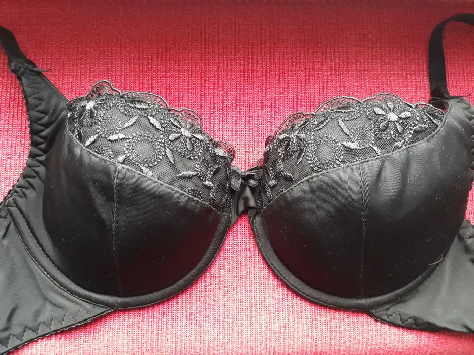 Biustonosz marki Nipplex, 75C, czarny
