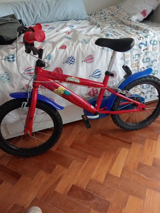 Bicicleta homem aranha