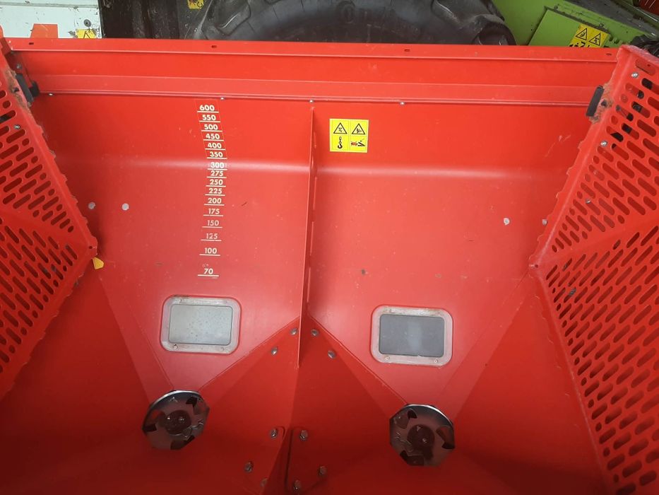 Rozsiewacz Kverneland Exacta-EL