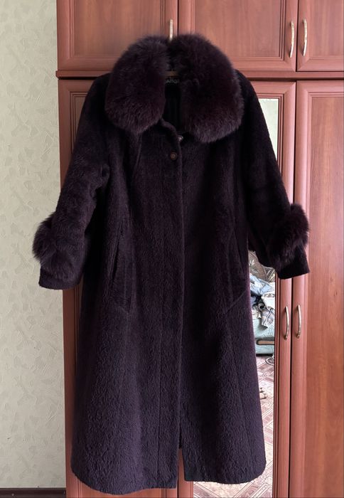 Шуба Lardi, натуральний ворс, темний колір, 128 см
