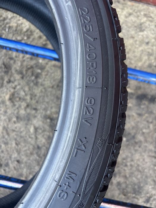 225/40/18 R18 Sonar winter PF-2 зима 2 шт