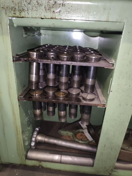 Продается станок токарный   Weiler Condor 81