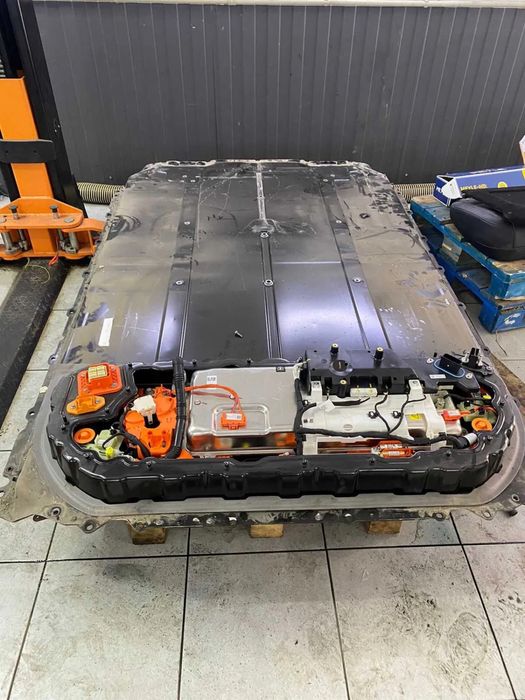 Tesla 3 Y батарея 75/82квт