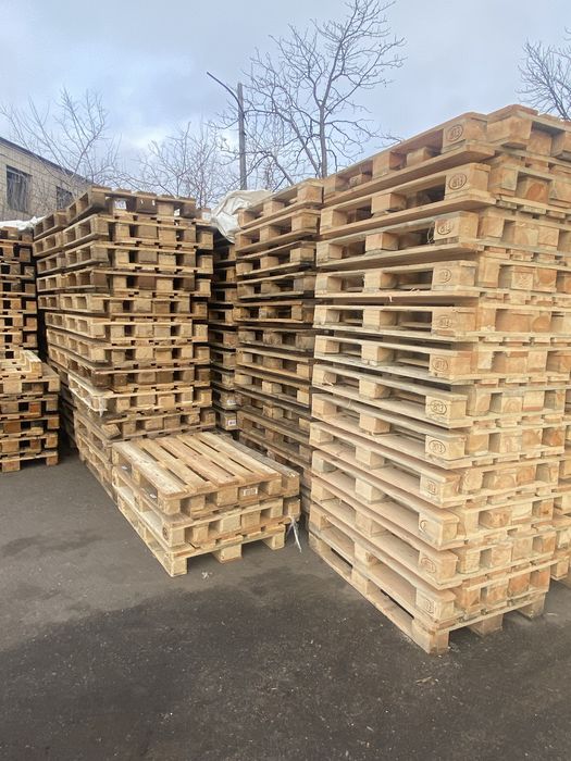 Піддони деревьяні  продаж ціни помірні