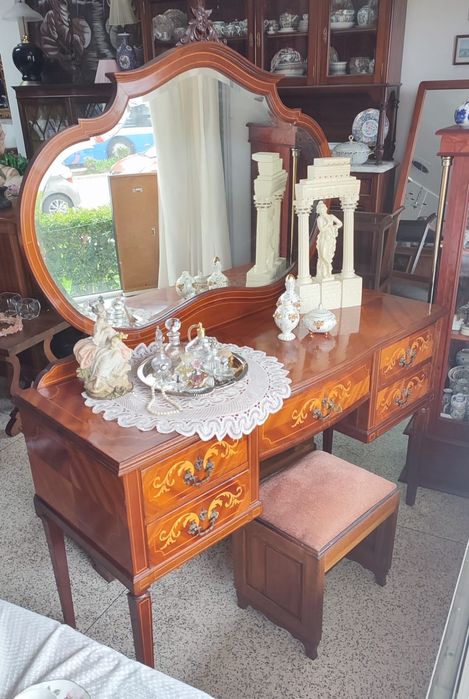 Antigo toucador/penteadeira