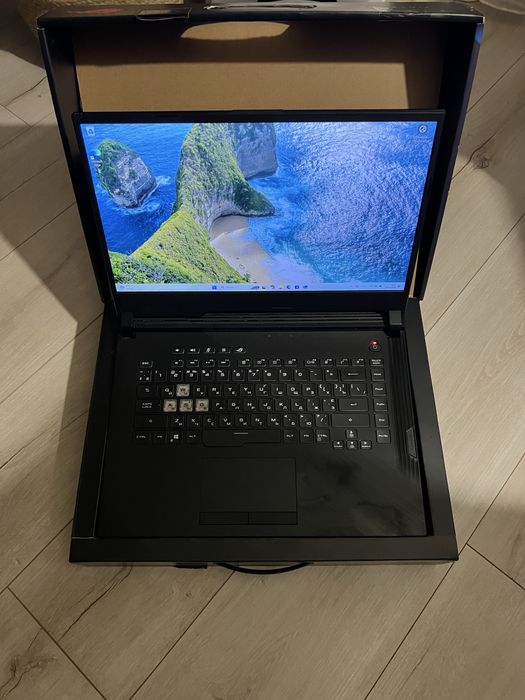 Asus ROG Strix G G531GT | i7-9750H | 16GB | 144Hz | 512 SSD  | GTX1650