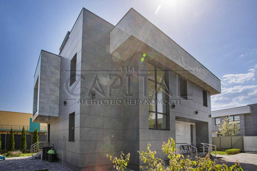 Продажа дома с бассейном, Гнедин, КГ River Island