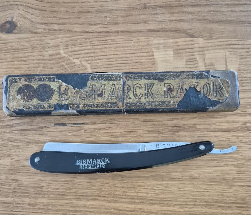 Brzytwa Vintage Bismarck  O.Hille Bremen ponad 100-letnia