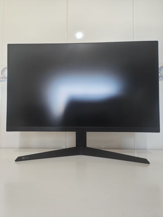 Monitor Gaming LG UltraGear 24GQ50F-B 24" Full HD 165Hz 1ms HDR10 FreeSync