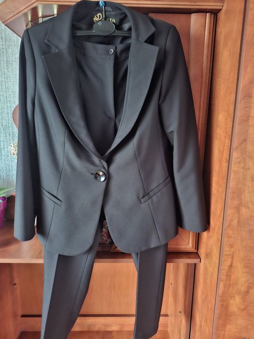 Garnitur damski czarny