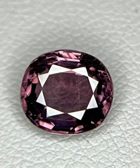 Espinela Rosa Alaranjada Natural 1,82 cts GemLab