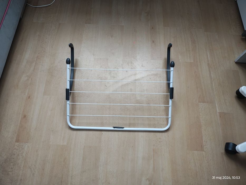 Suszarka na pranie wisząca balkonowa, na wannę, kaloryfer, grzejnik Vileda