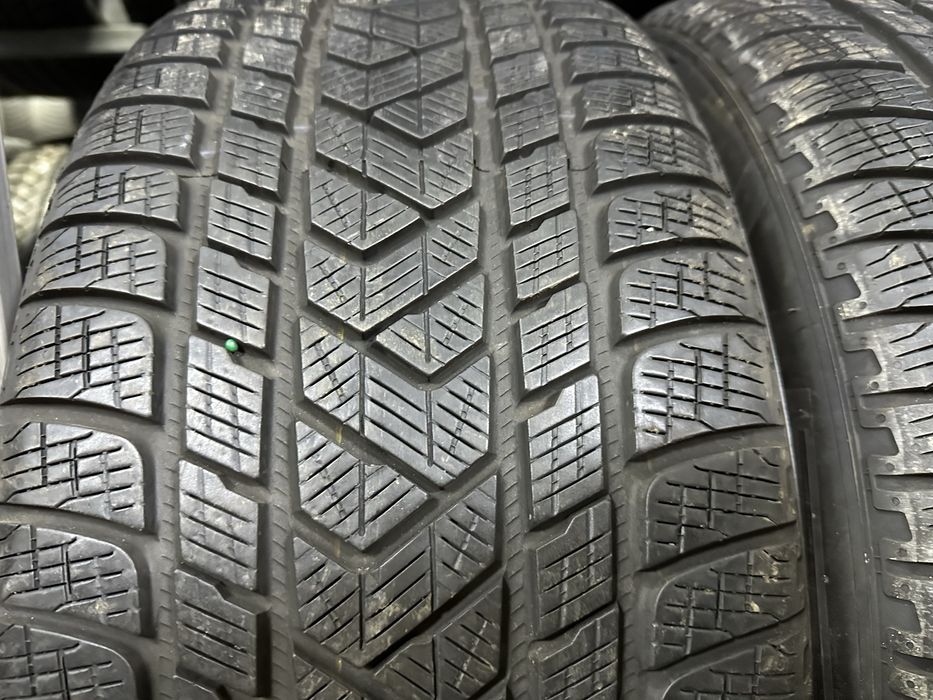Резина 285/45/20 Pirelli R20 пара шини зима 95% 2024