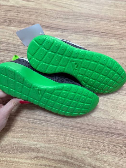 Оригінальні кросівки Nike нові