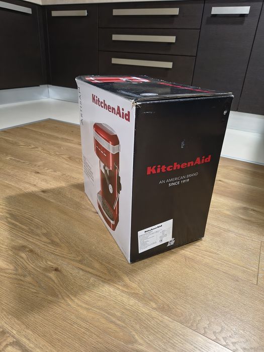 Нова кавоварка KitchenAid 5KES6503ECA