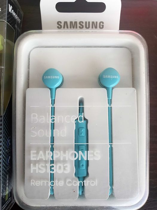 Słuchawki z mikrofonem, fabrycznie nowe. Okazja!