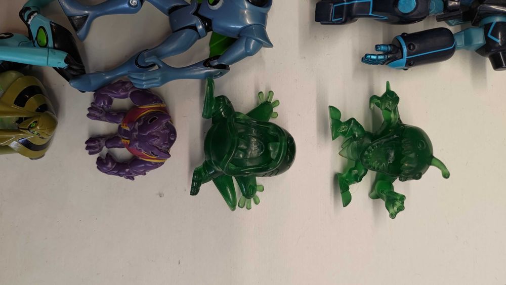 Бен 10 Бен тен ben 10 ben ten алмаз силач вогонь рідкісна машина база