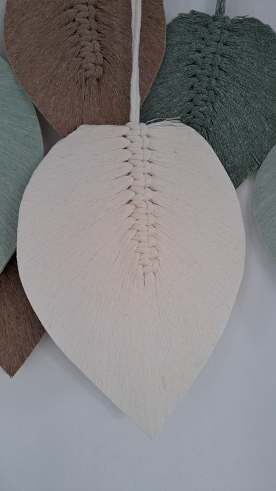 Macaramé Folhas 120 cm