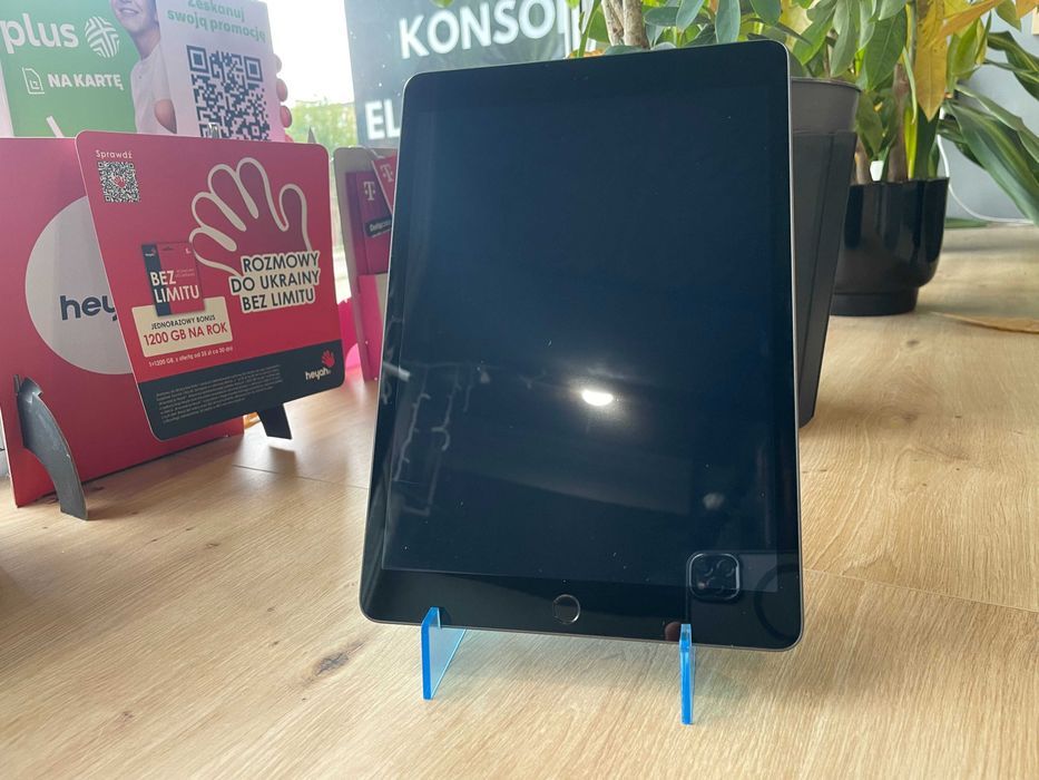 Tablet Apple iPad 9 gen. 64 GB WiFi bat: 90%-100% + GW 6 msc