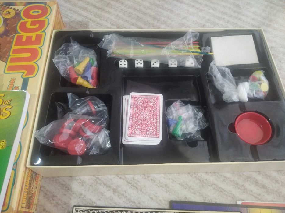 Jogo de Tabuleiro Multijogos 200 Possibilidades