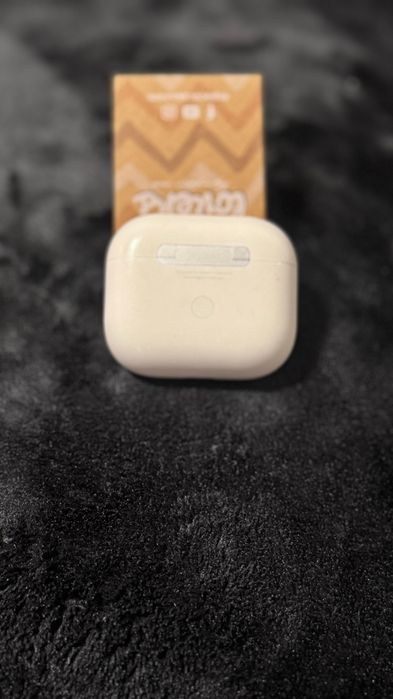 Apple AirPods 3ª Geração (2025) – Wireless